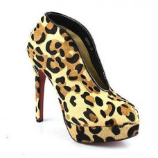 Ghete Christian Louboutin Miss Fast Plato 120mm cu imprimeu leopard Ghete Christian Louboutin Miss Fast Plato 120mm cu imprimeu leopard
