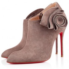 Ghete Christian Louboutin Mrs Baba 100mm, talpă taupe Ghete Christian Louboutin Mrs Baba 100mm, talpă taupe