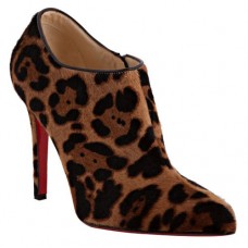 Ghete Christian Louboutin Dahlia 100mm cu imprimeu leopard Ghete Christian Louboutin Dahlia 100mm cu imprimeu leopard