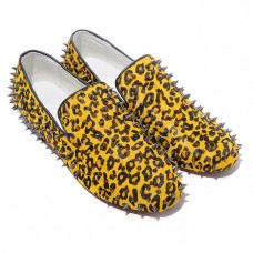 Mocasini Christian Louboutin cu crampoane, galbeni